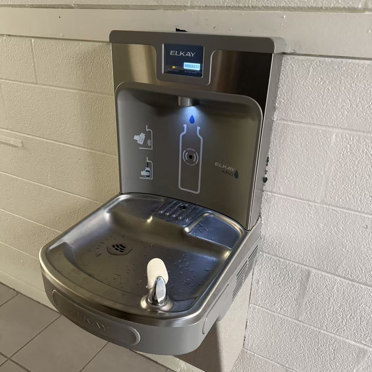 The sound of water fountain